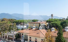 Homiday - Il Giardino --1 Min Ospedale Cisanello--Aeroporto Free Parking--